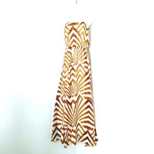 BB Dakota Chevron Striped Maxi Dress. Med